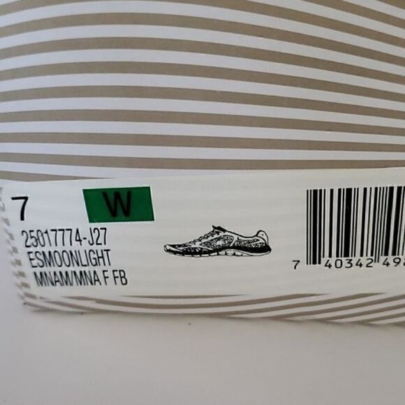 Easy Spirit 360 With Triflexa Quilted Sneaker - Picture 6 of 6